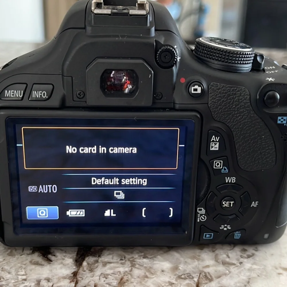 Canon EOS Rebel T3i